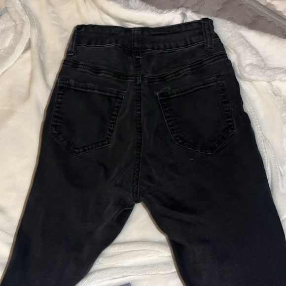 Black skinny jeans - Picture 2 of 2